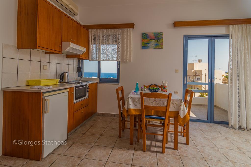 Roula Apartments 팔라이오코라 외부 사진