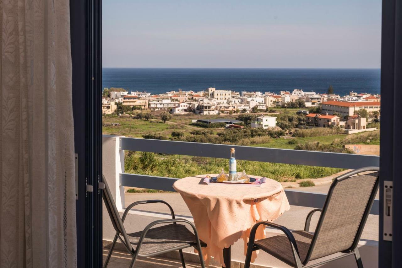 Roula Apartments 팔라이오코라 외부 사진