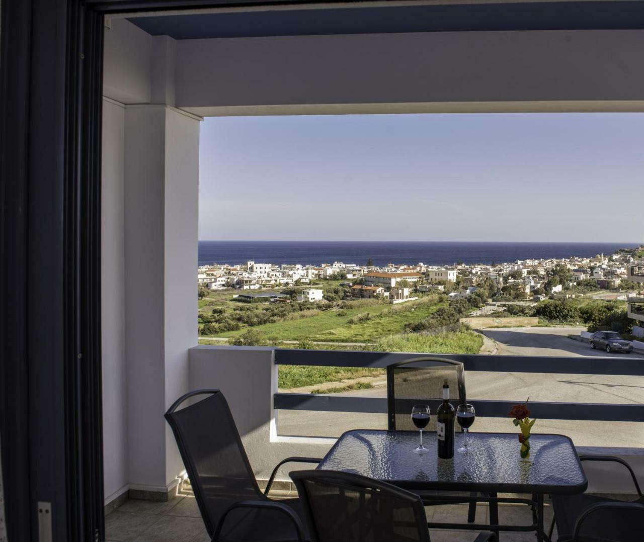 Roula Apartments 팔라이오코라 외부 사진
